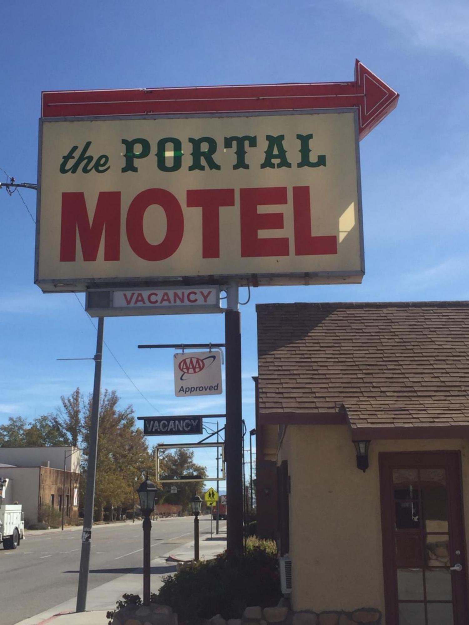 Portal Motel Lone Pine Eksteriør bilde