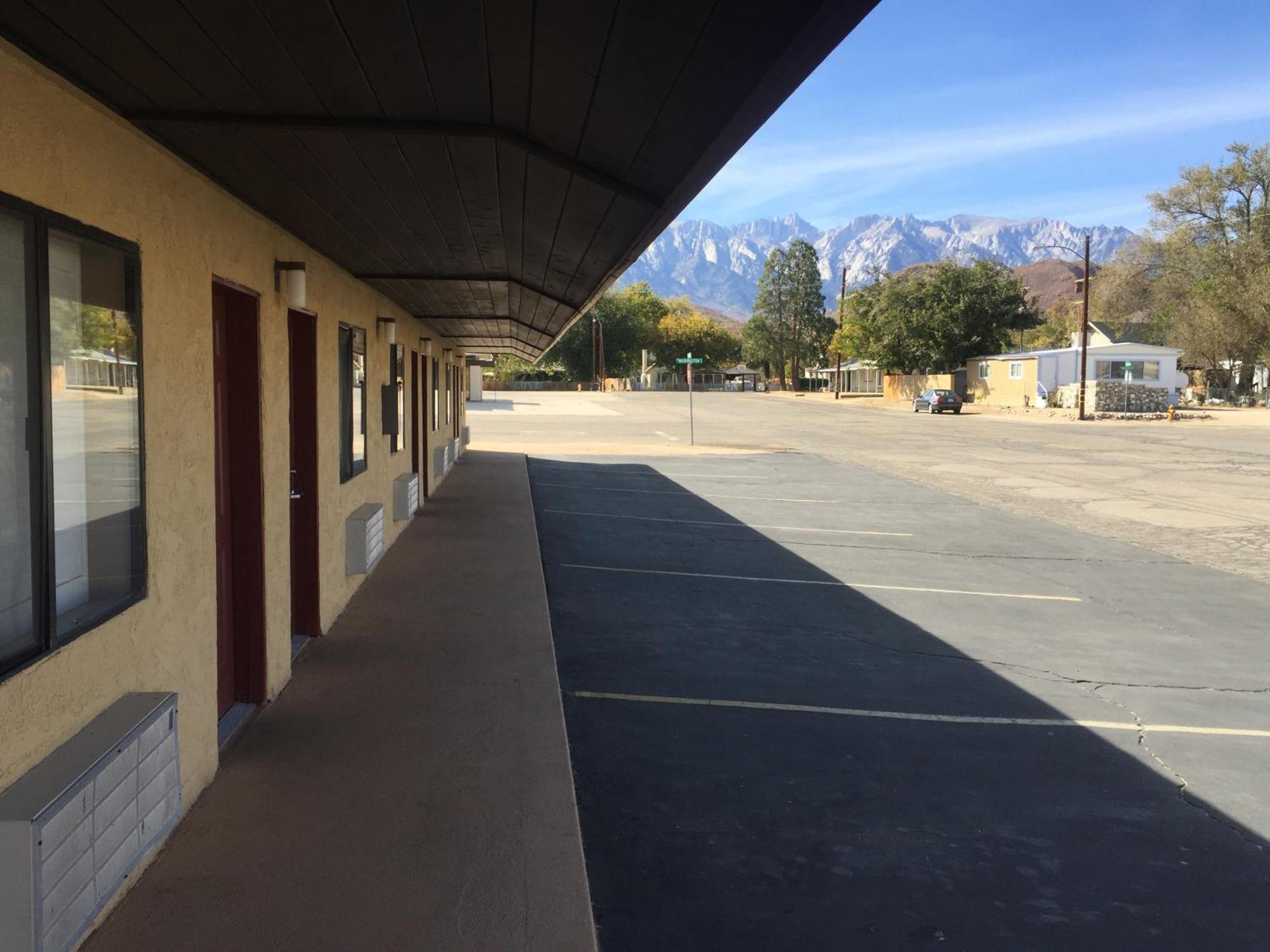 Portal Motel Lone Pine Eksteriør bilde