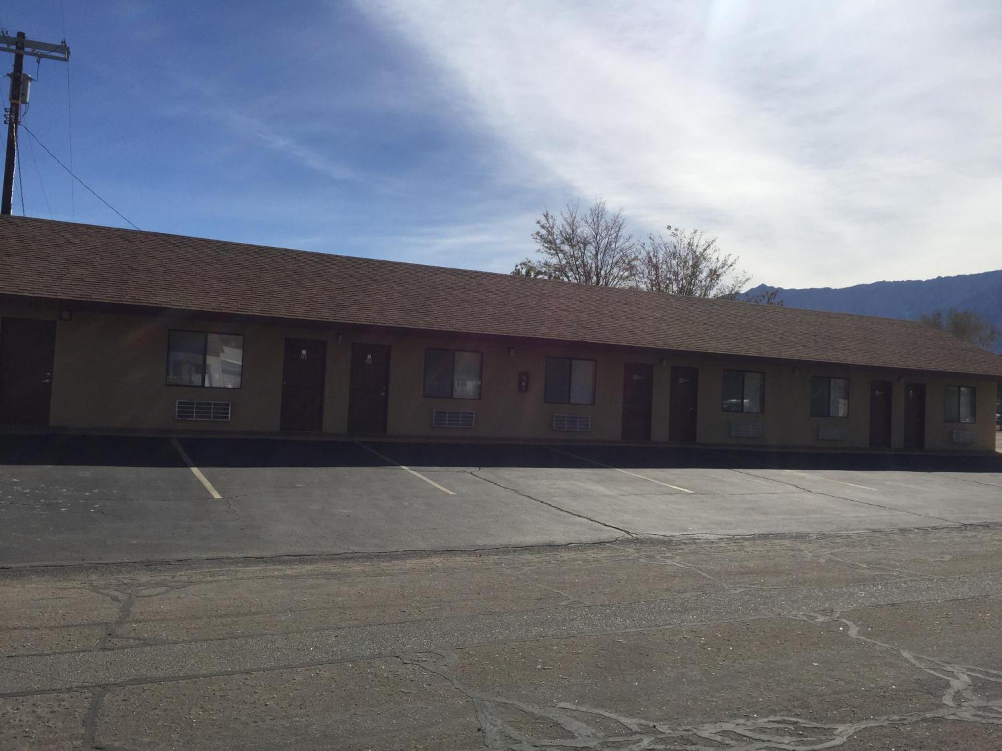 Portal Motel Lone Pine Eksteriør bilde